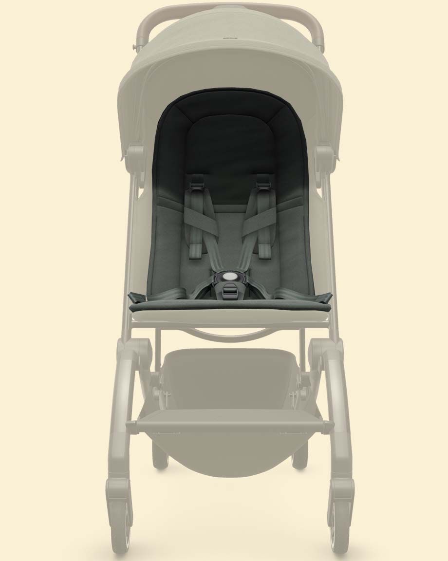 Lightweight buggy with nice seat for your little one